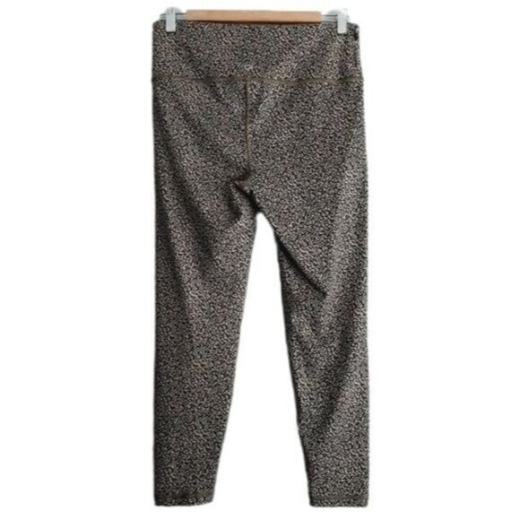 GAP Fit Eclipse Athletic Crop Leggings Dot Patern Regular Sz M - Picture 7 of 12